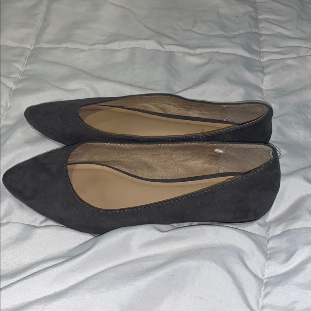 Flats - Picture 2 of 2